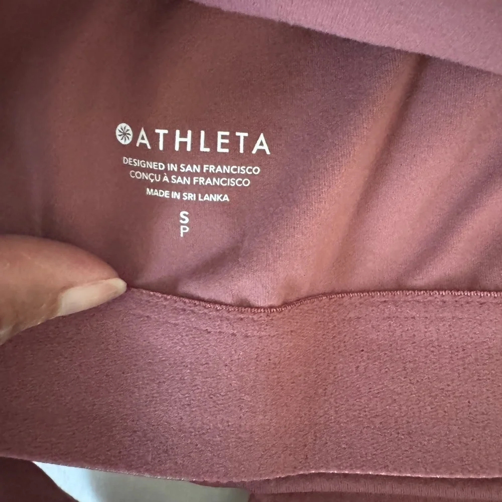 Athleta Conscious Cut Out Crop Rose Yoga Athleisure Size Small - Picture 4 of 11